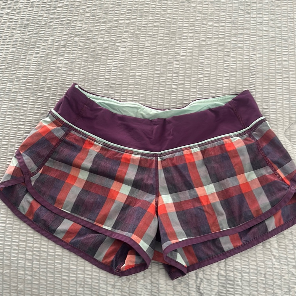 Lululemon speed shorts size 6